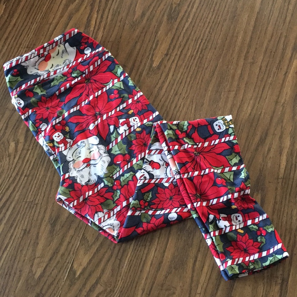 🎄 LuLaRoe Tall and Curvy Leggings